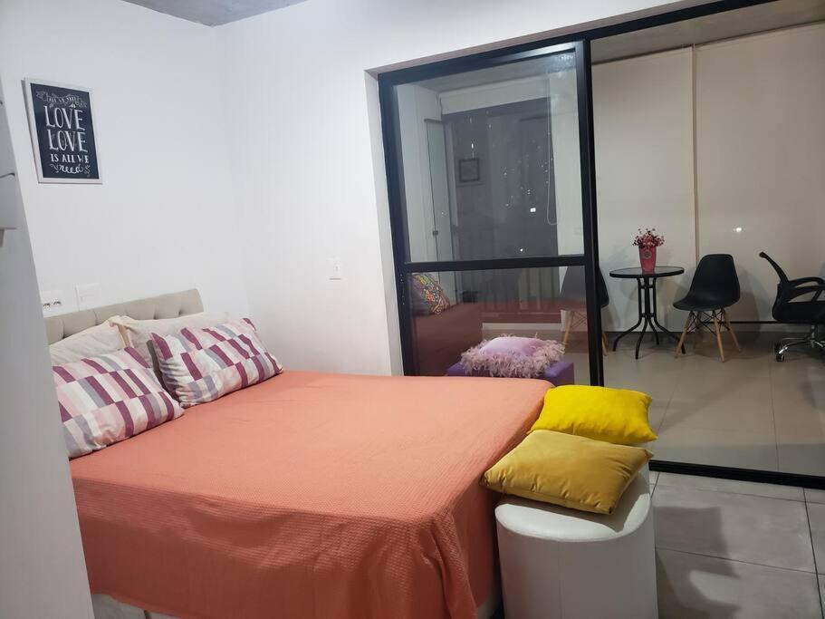 Lindo Studio No Bom Retiro Prox Ao Anhembi Sambodromo Com Wifi São Paulo Zewnętrze zdjęcie